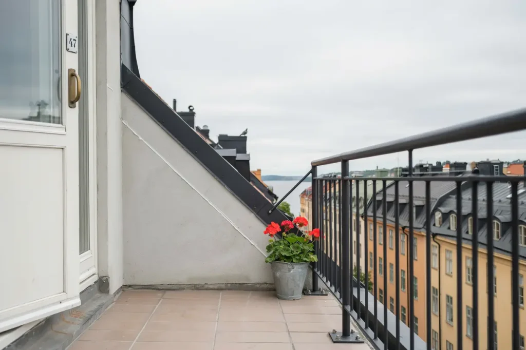 fogbyte i balkongplattor och r ckesinf stningar p kungsholmen stockholm